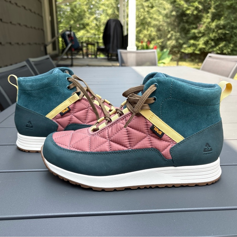 Teva Womens Reember Commute WP Boot Burlwood/Olive Ankle Hiking Size 10 New